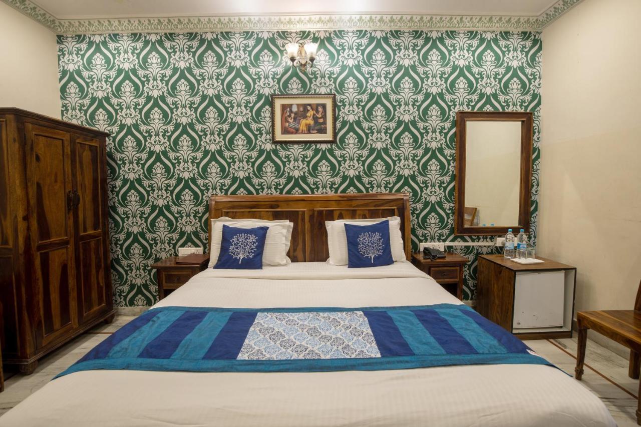 Hotel Royal Pratap Niwas Udaipur Exterior foto
