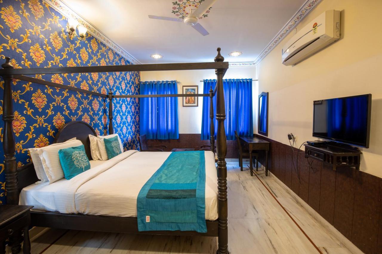 Hotel Royal Pratap Niwas Udaipur Exterior foto