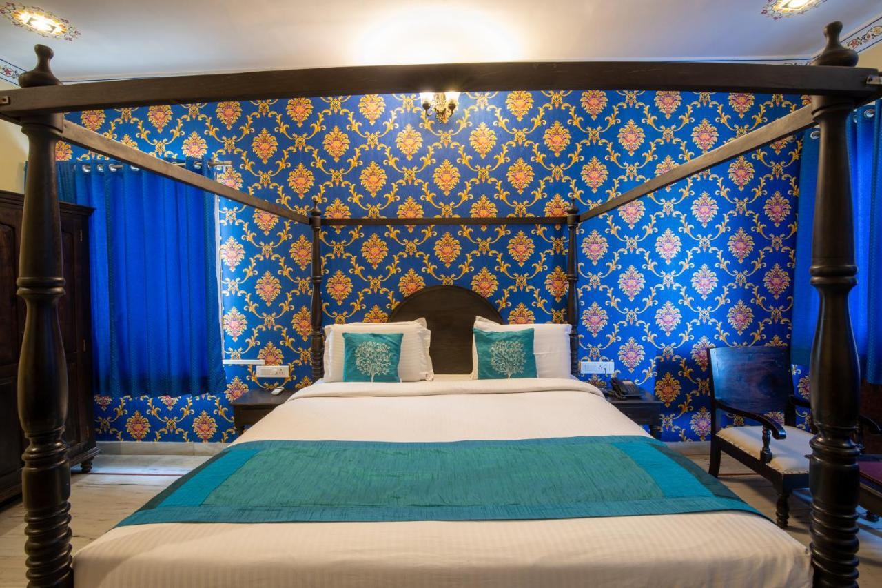 Hotel Royal Pratap Niwas Udaipur Exterior foto